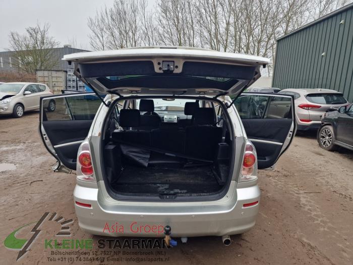 Toyota Corolla Verso 1.8 16V VVT-i Sloopvoertuig (2006, Grijs)