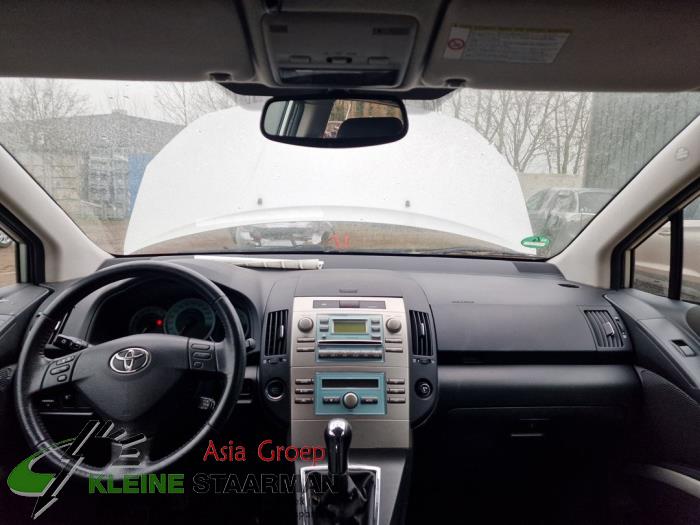 Toyota Corolla Verso 1.8 16V VVT-i Sloopvoertuig (2006, Grijs)