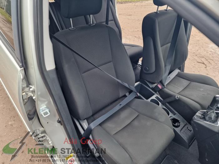 Toyota Corolla Verso 1.8 16V VVT-i Sloopvoertuig (2006, Grijs)