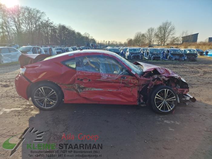 Toyota GT 86 2.0 16V Sloopvoertuig (2013, Rood)