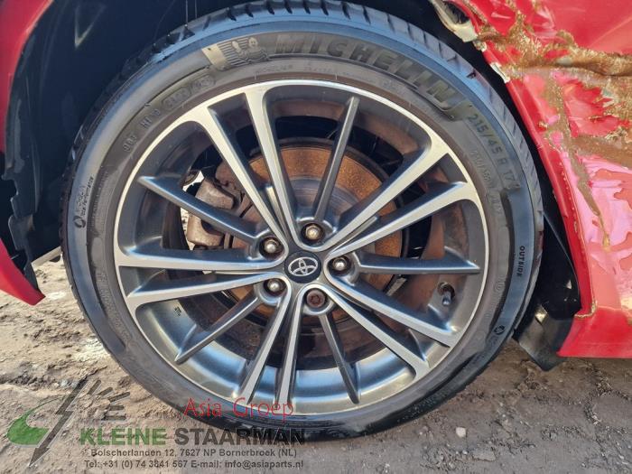 Toyota GT 86 2.0 16V Sloopvoertuig (2013, Rood)