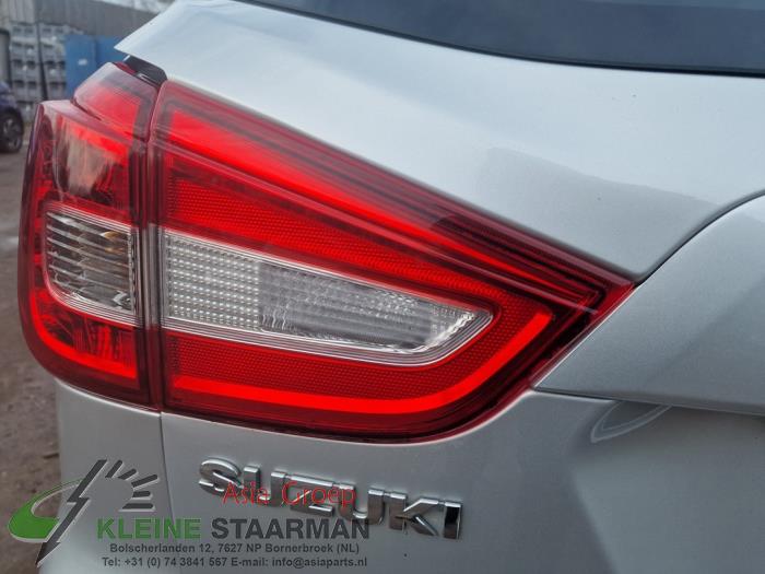 Suzuki SX4 S-Cross 1.4 Booster Jet Turbo 16V AllGrip Sloopvoertuig (2017, Grijs)