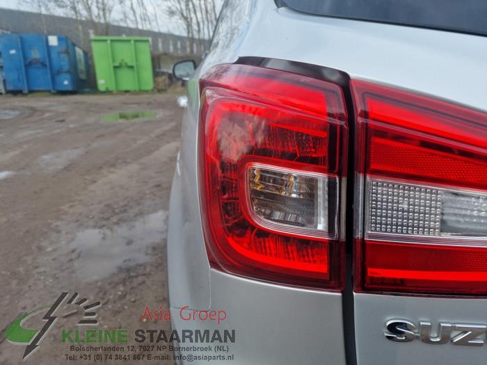 Suzuki SX4 S-Cross 1.4 Booster Jet Turbo 16V AllGrip Sloopvoertuig (2017, Grijs)