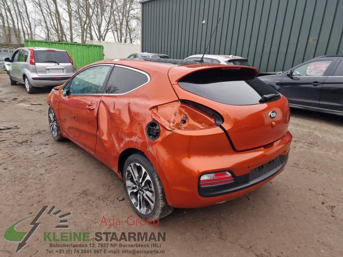 Kia Pro cee'd 1.6 GDI 16V Sloopvoertuig (2014, Oranje)