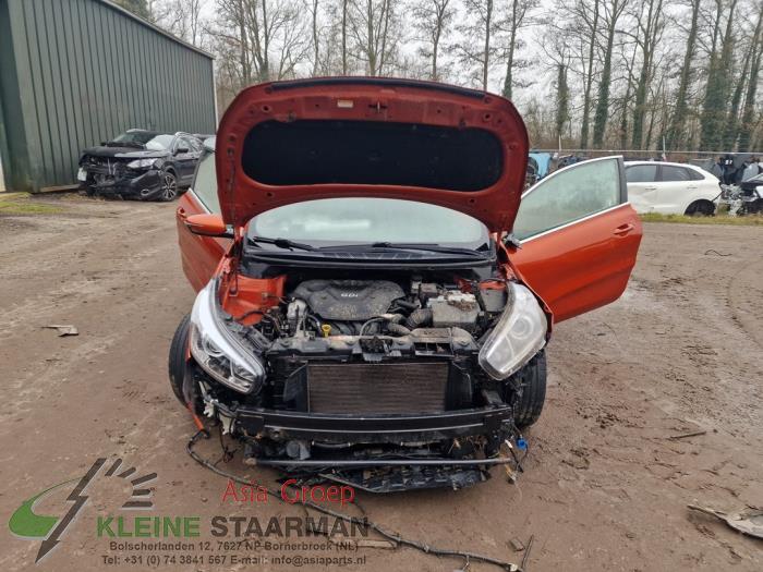 Kia Pro cee'd 1.6 GDI 16V Sloopvoertuig (2014, Oranje)
