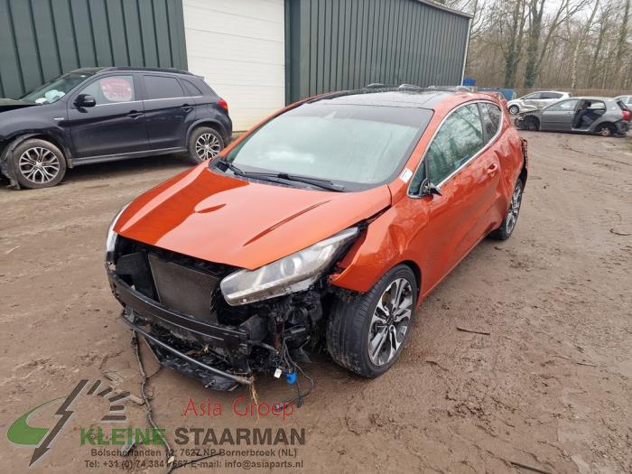 Kia Pro cee'd 1.6 GDI 16V Sloopvoertuig (2014, Oranje)