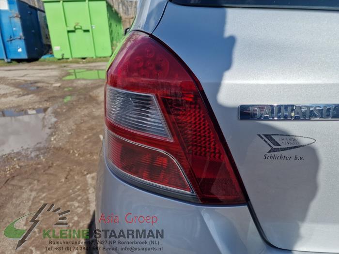 Toyota Yaris II 1.33 16V Dual VVT-I Sloopvoertuig (2012, Grijs)