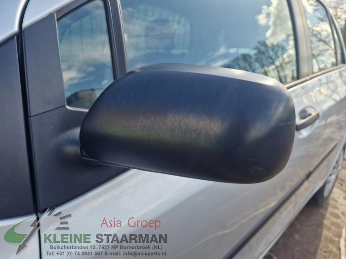 Toyota Yaris II 1.33 16V Dual VVT-I Sloopvoertuig (2012, Grijs)