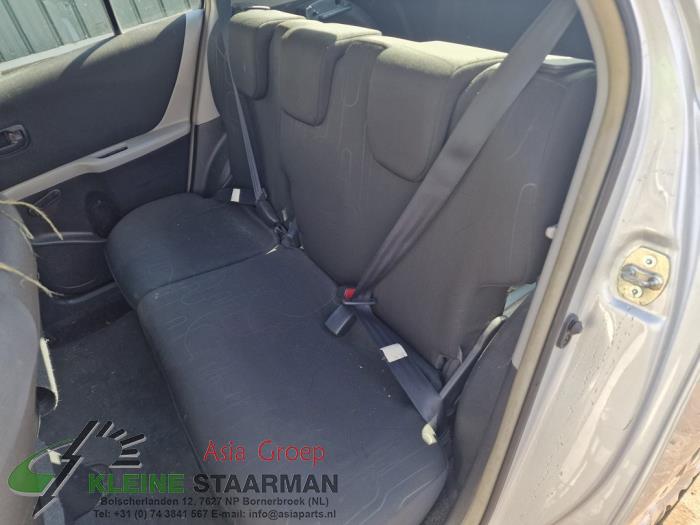 Toyota Yaris II 1.33 16V Dual VVT-I Sloopvoertuig (2012, Grijs)