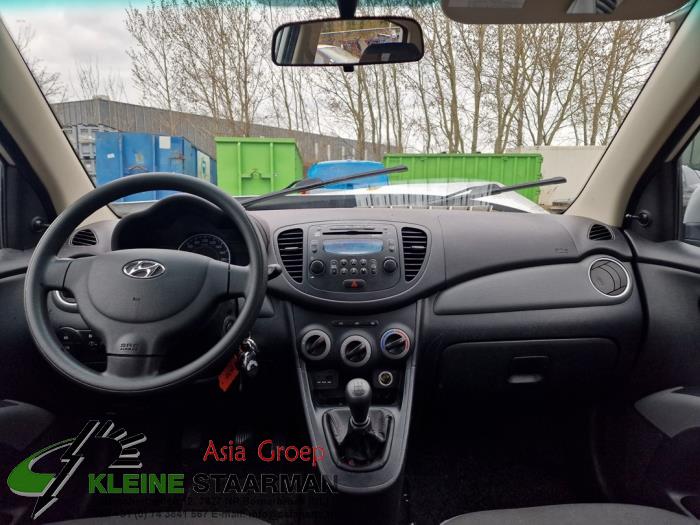 Hyundai i10 1.2i 16V Sloopvoertuig (2012, Grijs)