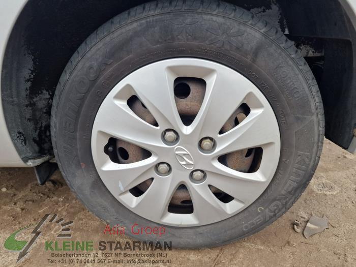 Hyundai i10 1.2i 16V Sloopvoertuig (2012, Grijs)