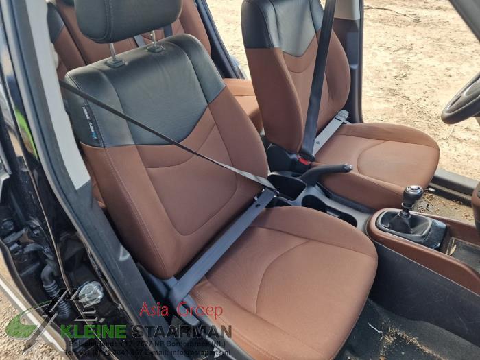 Kia Soul I 1.6 GDI 16V Sloopvoertuig (2012, Zwart)