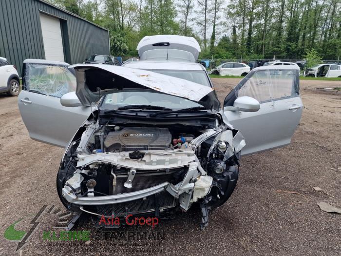 Suzuki Swift 1.6 Sport VVT 16V Sloopvoertuig (2015, Grijs)
