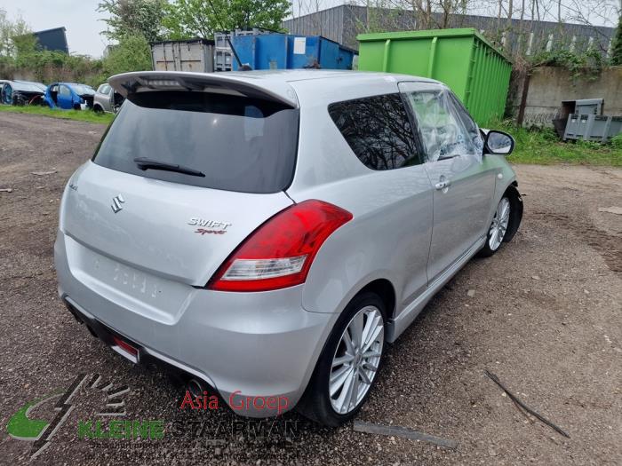 Suzuki Swift 1.6 Sport VVT 16V Sloopvoertuig (2015, Grijs)