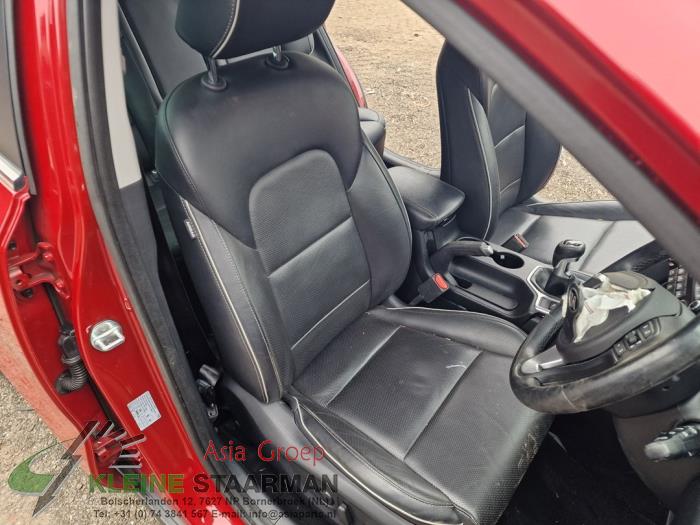 Kia Sportage 1.7 CRDi 115 16V 4x2 Sloopvoertuig (2017, Rood)