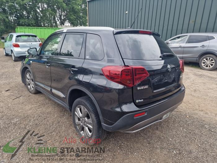 Suzuki Vitara 1.0 Booster Jet Turbo 12V Sloopvoertuig (2019, Zwart)