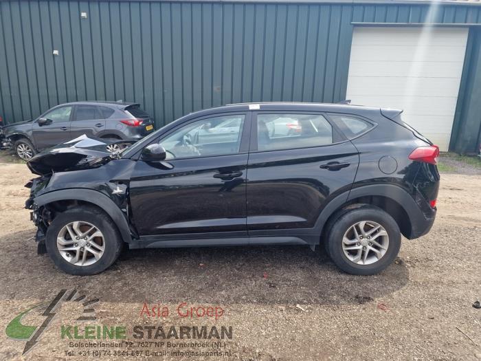 Hyundai Tucson 1.7 CRDi 16V 2WD Sloopvoertuig (2017, Zwart)