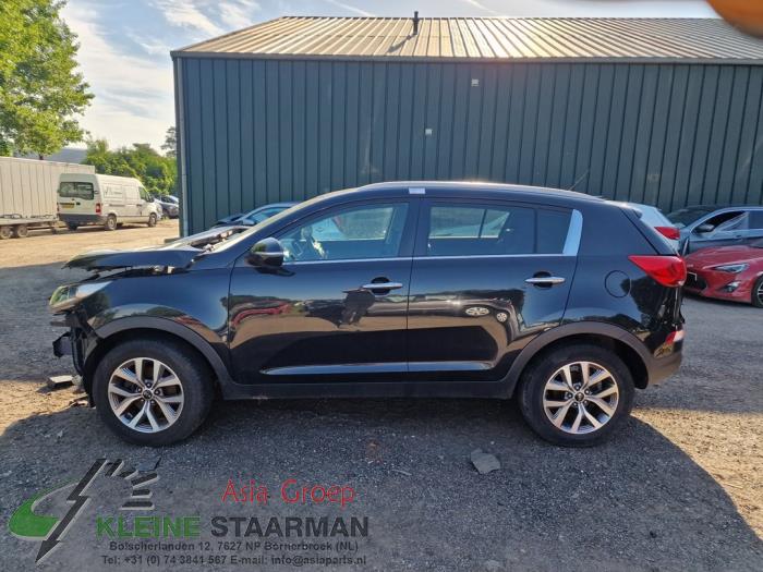 Kia Sportage 1.6 GDI 16V 4x2 Sloopvoertuig (2016, Zwart)