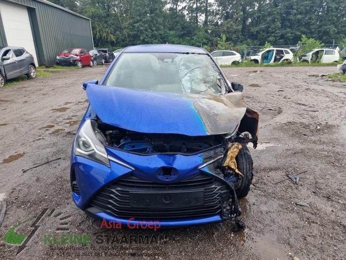 Toyota Yaris III 1.0 12V VVT-i Sloopvoertuig (2018, Blauw)