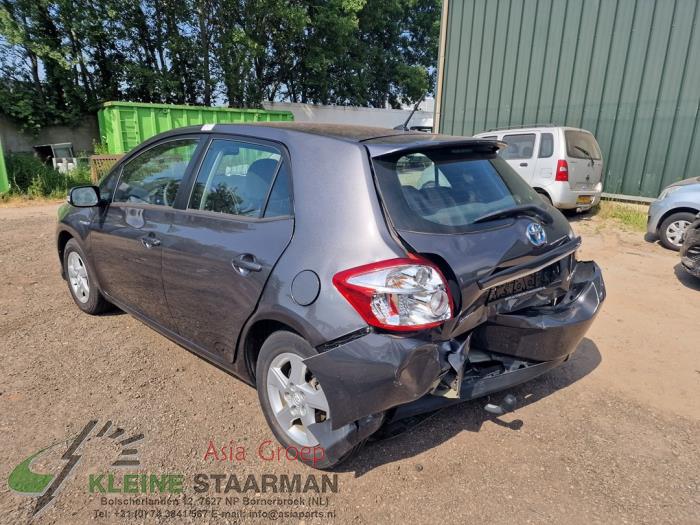 Toyota Auris 1.8 16V HSD Full Hybrid Sloopvoertuig (2012, Grijs)