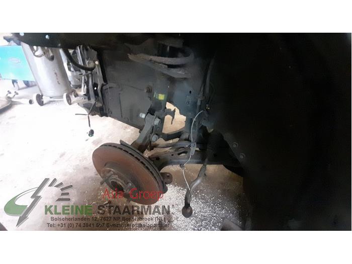 Toyota Auris 1.8 16V HSD Full Hybrid Sloopvoertuig (2012, Grijs)