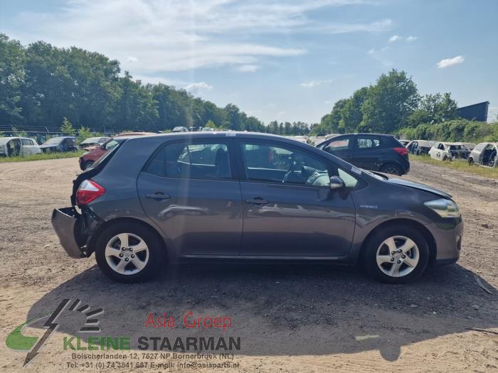 Toyota Auris 1.8 16V HSD Full Hybrid Sloopvoertuig (2012, Grijs)