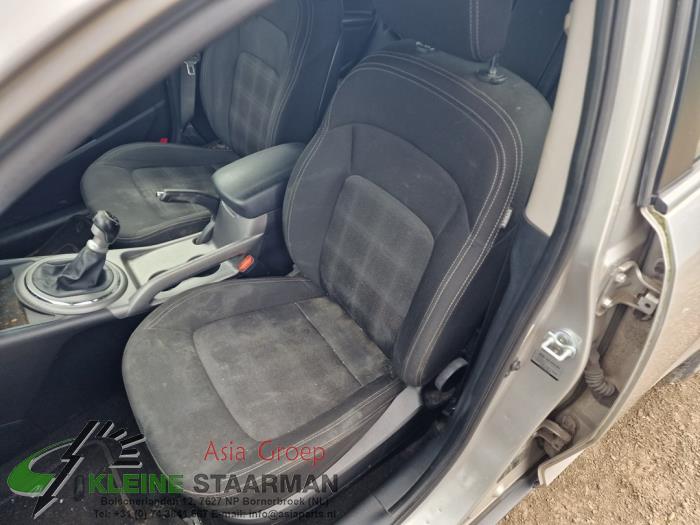 Kia Sportage 1.6 GDI 16V 4x2 Sloopvoertuig (2015, Grijs)