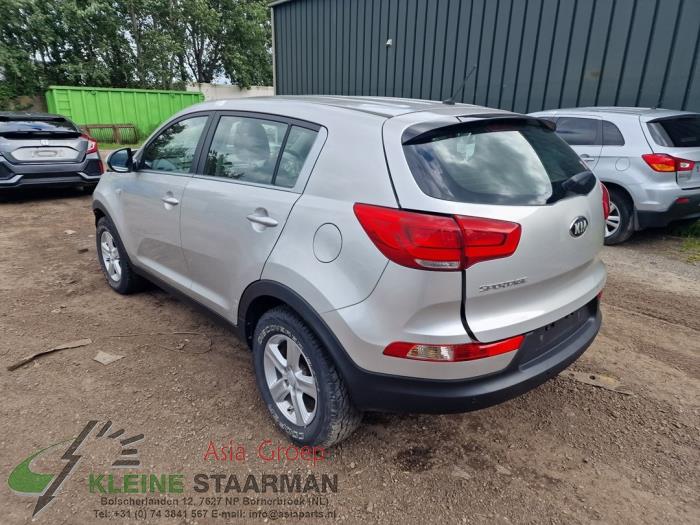 Kia Sportage 1.6 GDI 16V 4x2 Sloopvoertuig (2015, Grijs)