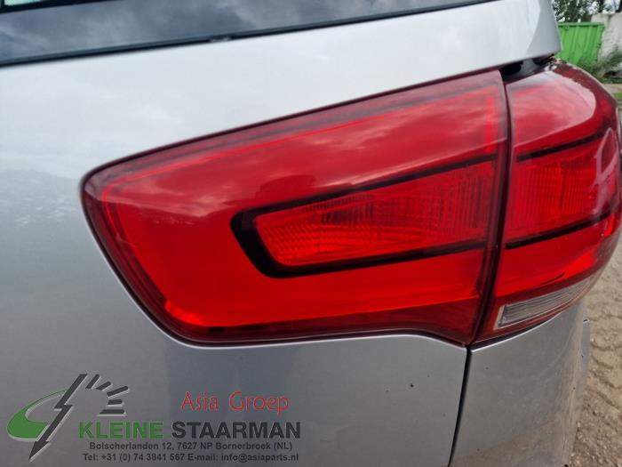 Kia Sportage 1.6 GDI 16V 4x2 Sloopvoertuig (2015, Grijs)