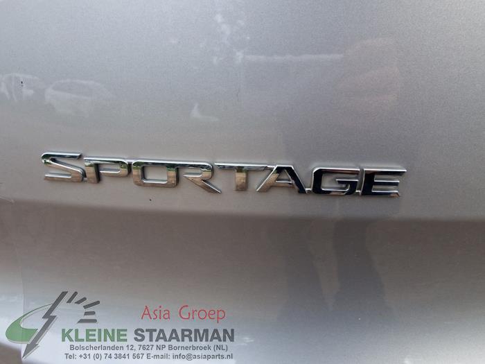 Kia Sportage 1.6 GDI 16V 4x2 Sloopvoertuig (2015, Grijs)