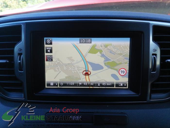 Kia Sportage 2.0 CRDi 136 16V VGT 4x4 Sloopvoertuig (2017, Rood)