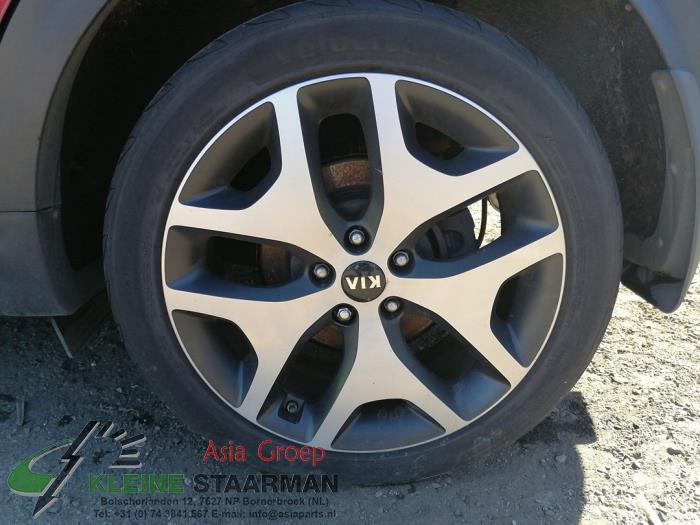 Kia Sportage 2.0 CRDi 136 16V VGT 4x4 Sloopvoertuig (2017, Rood)