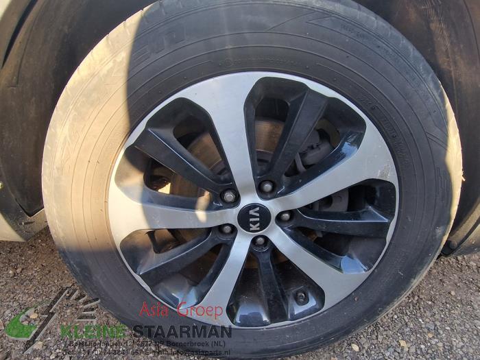 Kia Sorento III 2.2 CRDi 16V VGT 4x4 Sloopvoertuig (2016, Donker, Grijs)