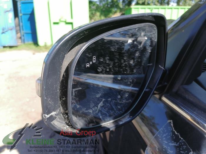 Mitsubishi Outlander 2.0 16V 4x4 Sloopvoertuig (2019, Zwart)