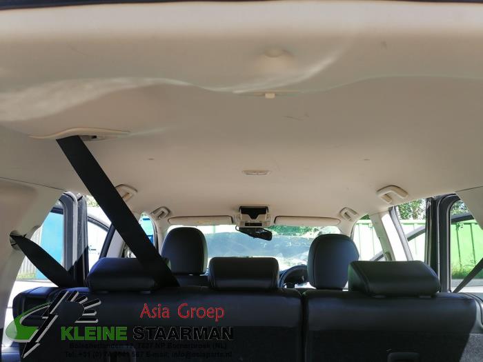 Mitsubishi Outlander 2.0 16V 4x4 Sloopvoertuig (2019, Zwart)