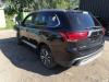 Mitsubishi Outlander 2.0 16V 4x4 Sloopvoertuig (2019, Zwart)