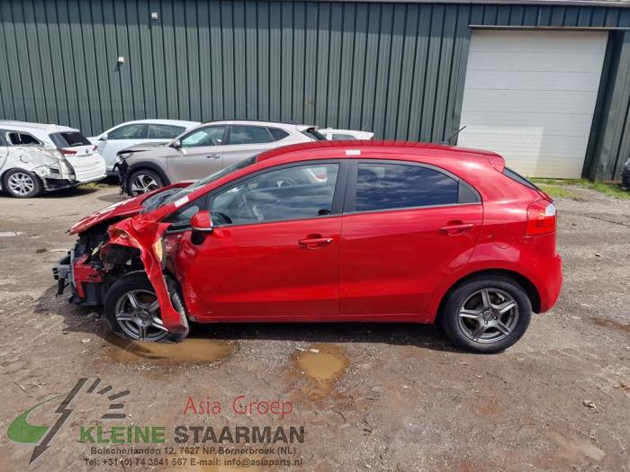 Kia Rio III 1.2 CVVT 16V Sloopvoertuig (2013, Rood)