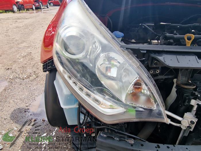 Kia Rio III 1.2 CVVT 16V Sloopvoertuig (2013, Rood)