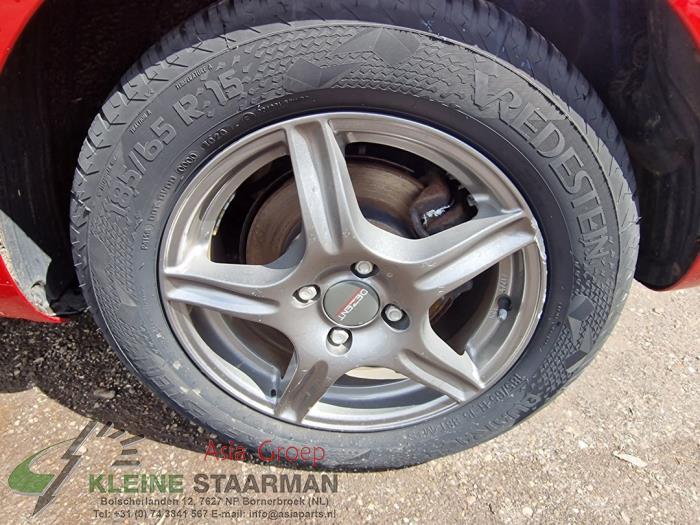 Kia Rio III 1.2 CVVT 16V Sloopvoertuig (2013, Rood)