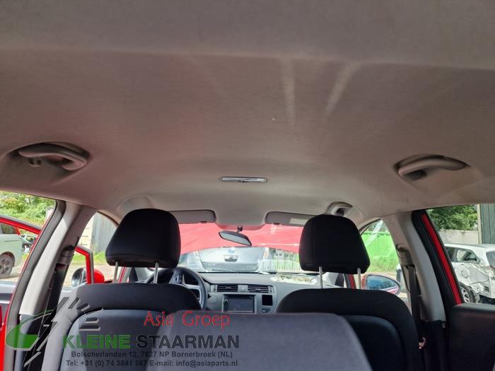 Kia Rio III 1.2 CVVT 16V Sloopvoertuig (2013, Rood)