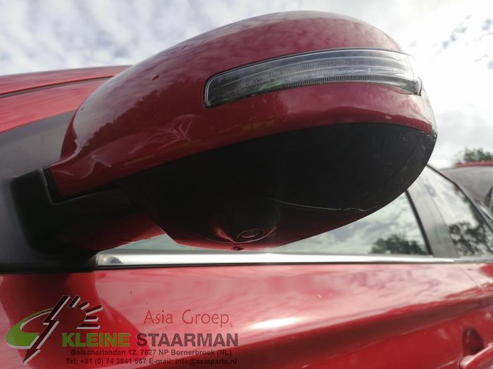 Mitsubishi Outlander 2.2 DI-D 16V Clear Tec 4x4 Sloopvoertuig (2018, Rood)