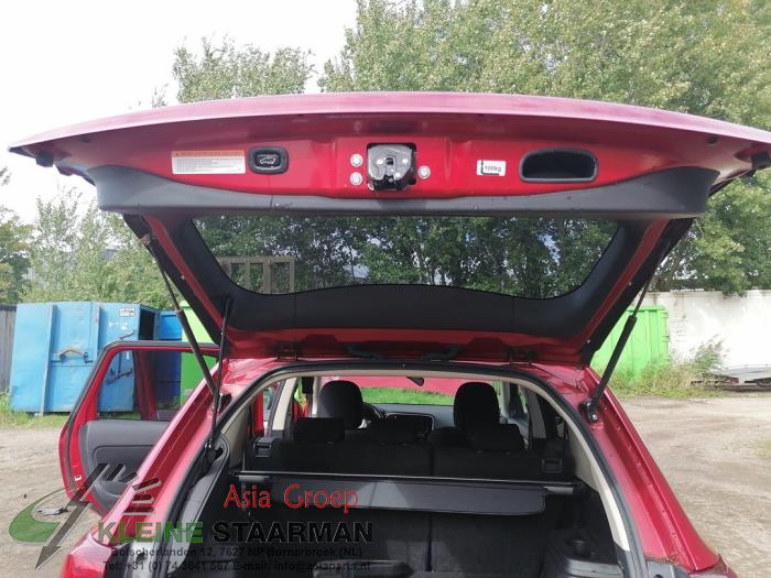 Mitsubishi Outlander 2.2 DI-D 16V Clear Tec 4x4 Sloopvoertuig (2018, Rood)