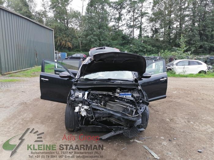 Kia Sportage 2.0 CVVT 16V 4x2 Sloopvoertuig (2013, Zwart)