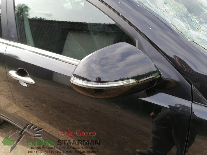 Kia Sportage 2.0 CVVT 16V 4x2 Sloopvoertuig (2013, Zwart)