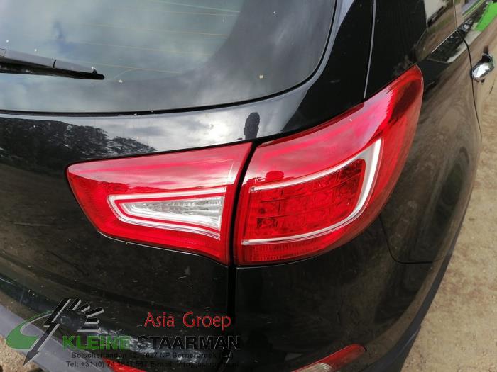 Kia Sportage 2.0 CVVT 16V 4x2 Sloopvoertuig (2013, Zwart)