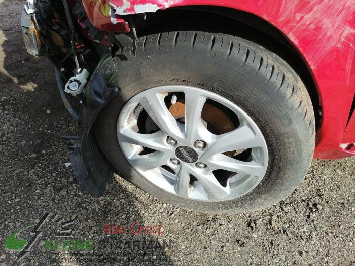 Hyundai i10 1.0 12V Sloopvoertuig (2018, Rood)