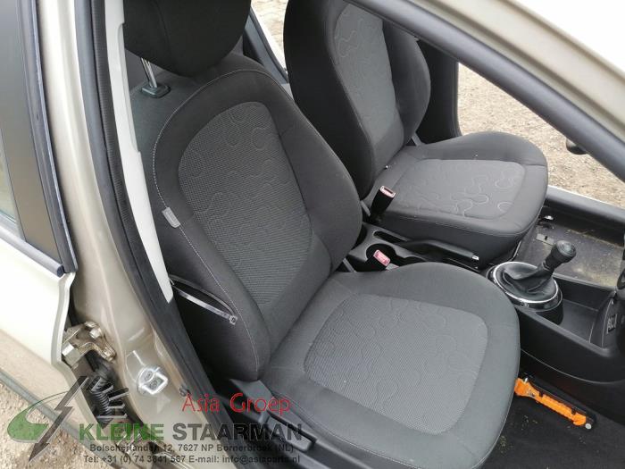 Hyundai i20 1.2i 16V Sloopvoertuig (2010, Grijs)