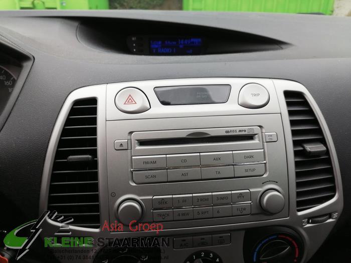 Hyundai i20 1.2i 16V Sloopvoertuig (2010, Grijs)