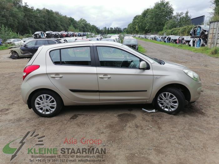 Hyundai i20 1.2i 16V Sloopvoertuig (2010, Grijs)