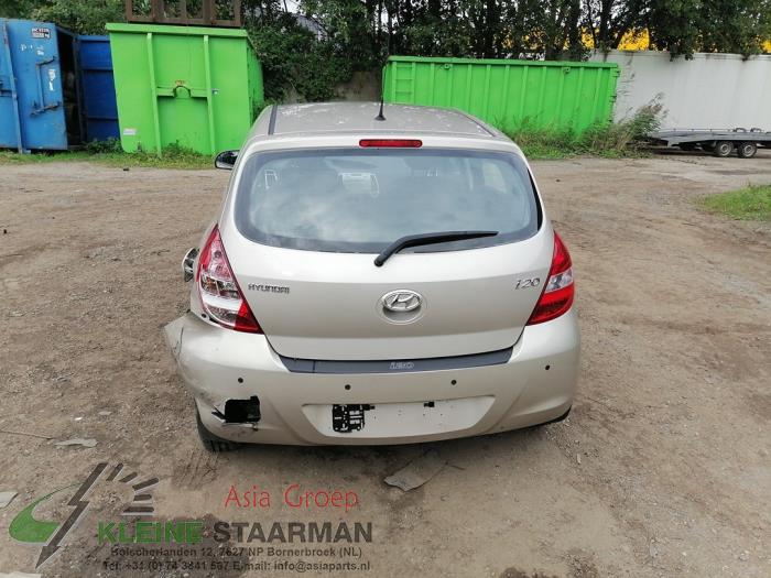 Hyundai i20 1.2i 16V Sloopvoertuig (2010, Grijs)